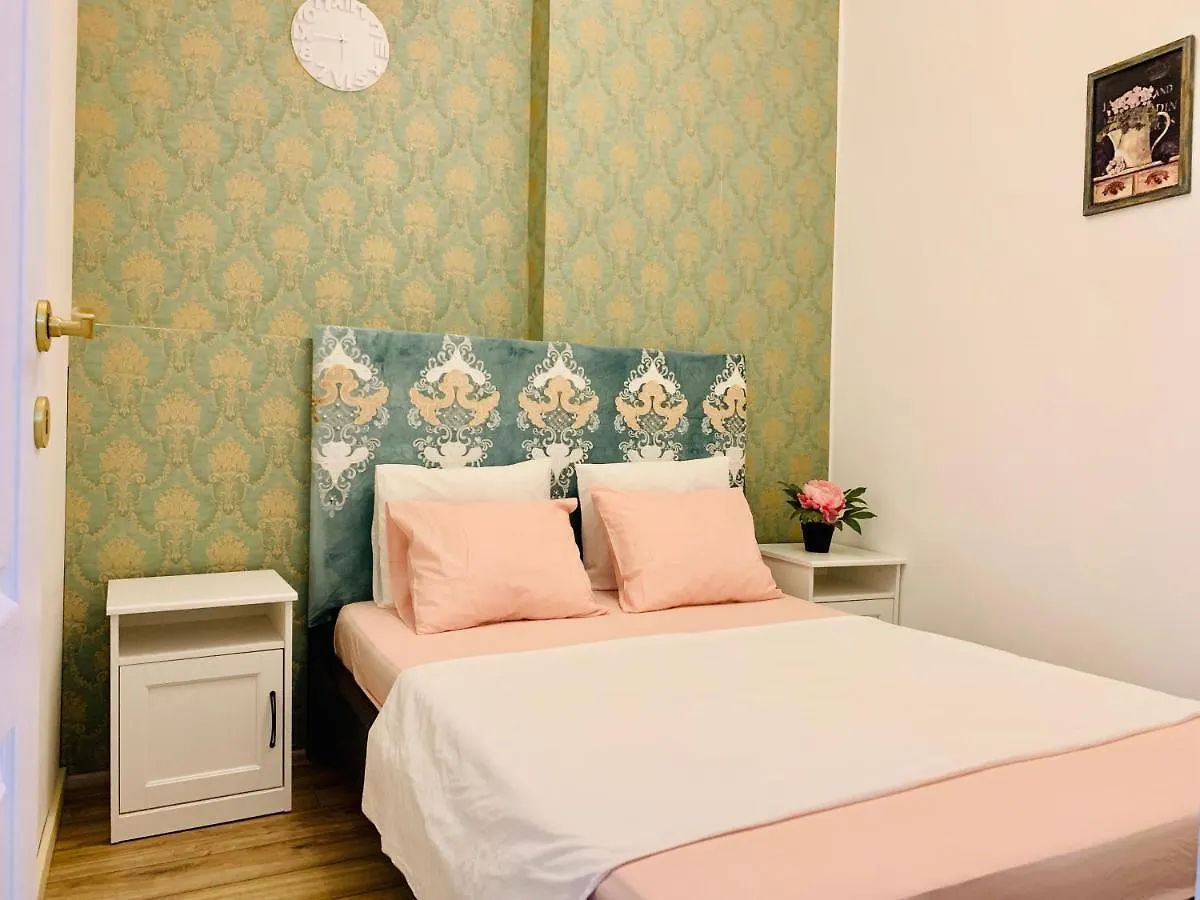 Grand Royal Apartment Old Town 布加勒斯特